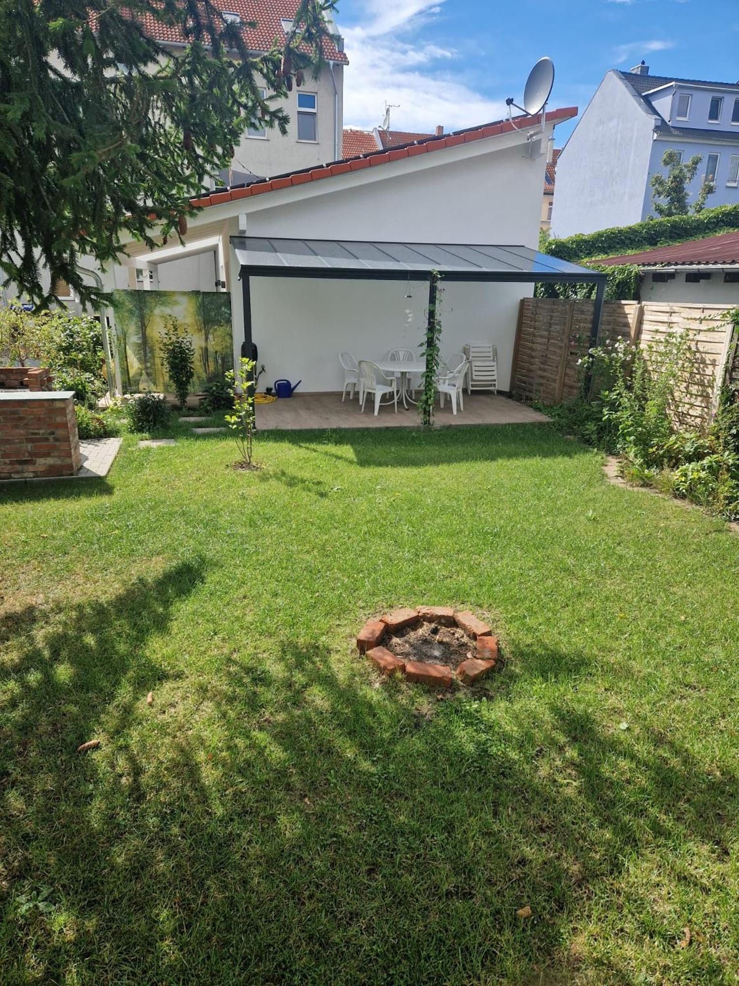 Auszeit2 Erfurt - Stilvolle Dachwohnung Mit Parkplatz - Zentrumsnah Bagian luar foto