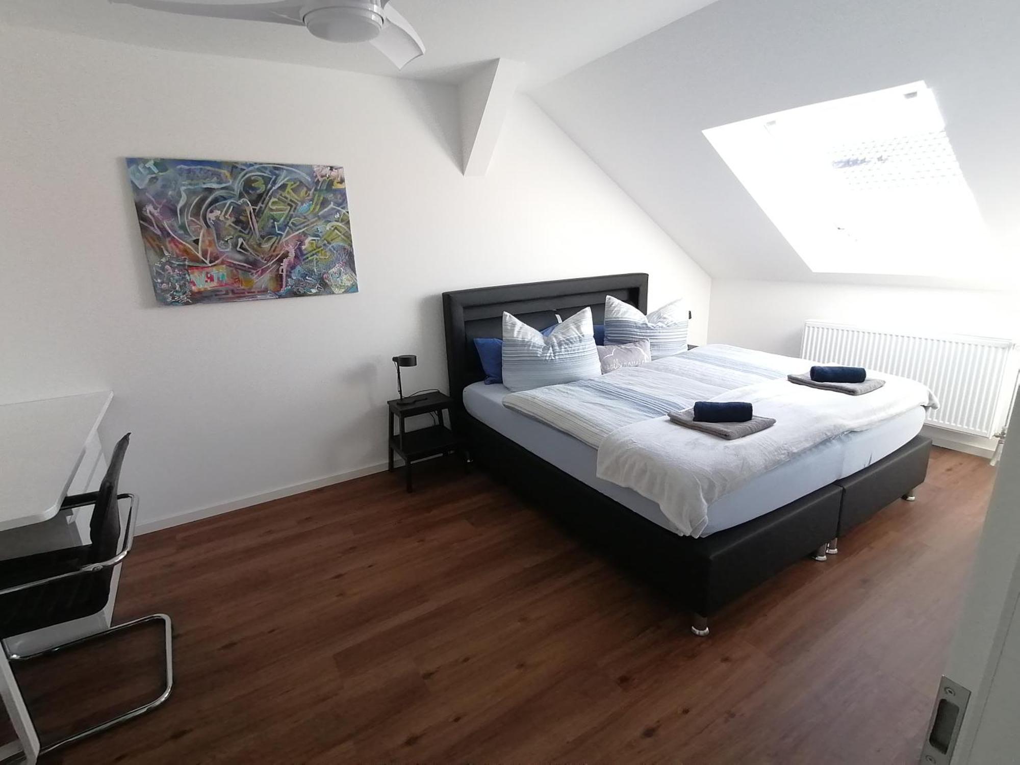 Auszeit2 Erfurt - Stilvolle Dachwohnung Mit Parkplatz - Zentrumsnah Bagian luar foto